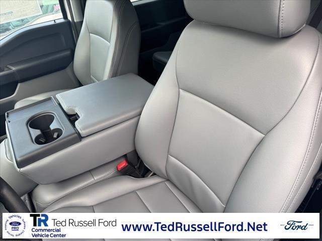 new 2025 Ford F-250 car, priced at $55,757