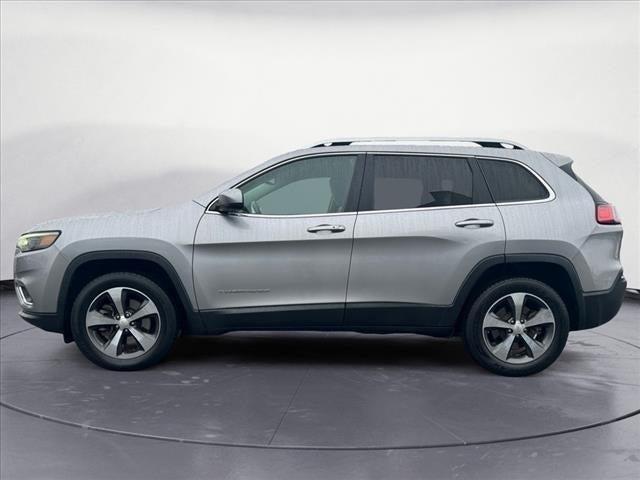 used 2019 Jeep Cherokee car, priced at $16,351