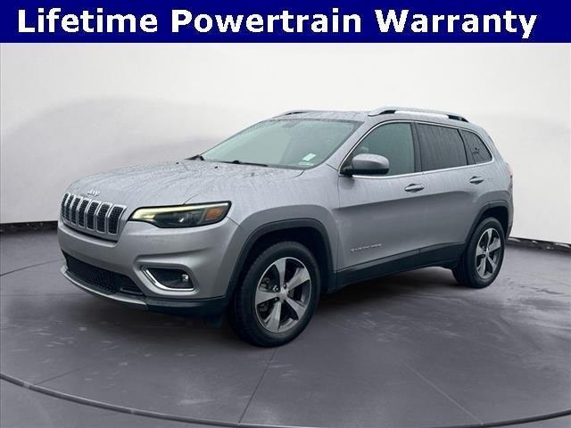 used 2019 Jeep Cherokee car, priced at $15,499