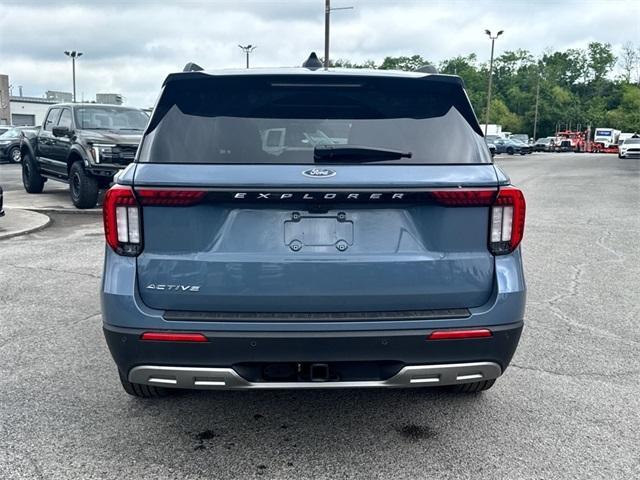 used 2025 Ford Explorer car