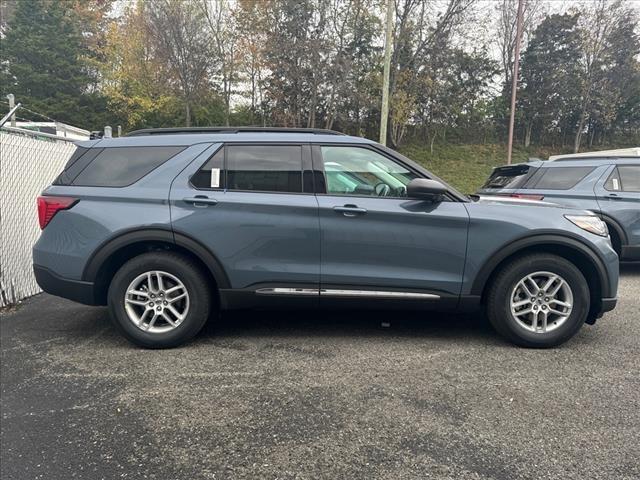 new 2025 Ford Explorer car, priced at $41,395