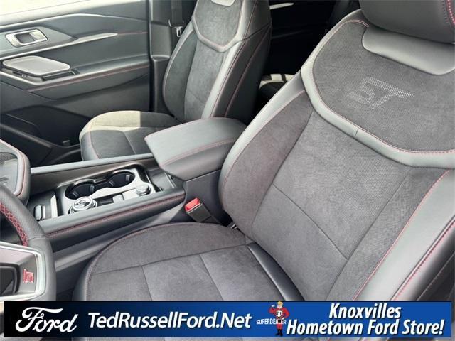 new 2025 Ford Explorer car, priced at $61,460