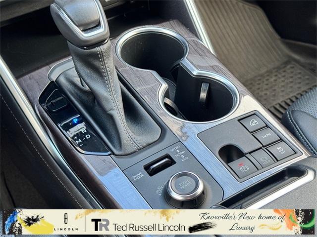 used 2023 Toyota Highlander car, priced at $41,895