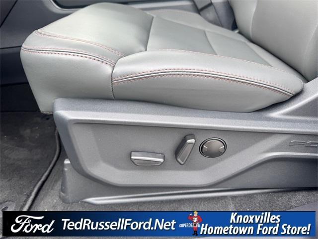 new 2025 Ford Expedition Max car, priced at $73,421