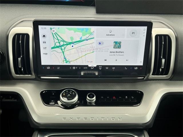 new 2025 Ford Expedition Max car, priced at $74,955