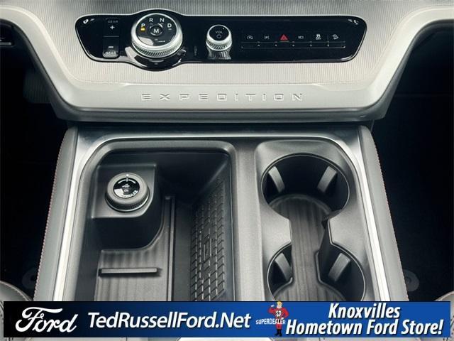 new 2025 Ford Expedition Max car, priced at $73,421