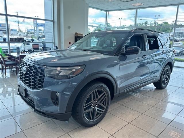 new 2025 Ford Explorer car, priced at $51,677