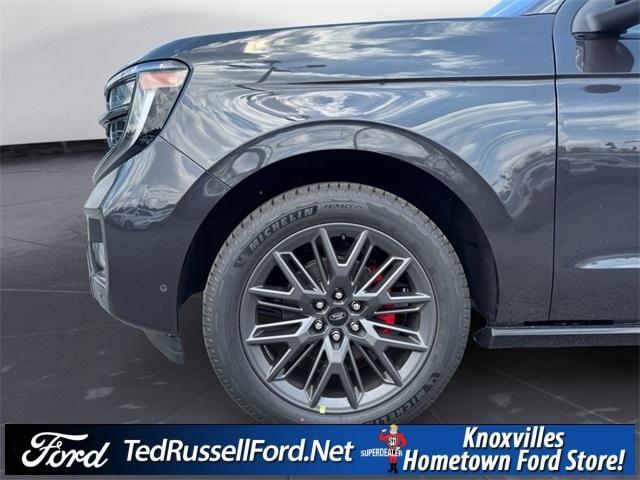 new 2025 Ford Expedition car, priced at $83,985