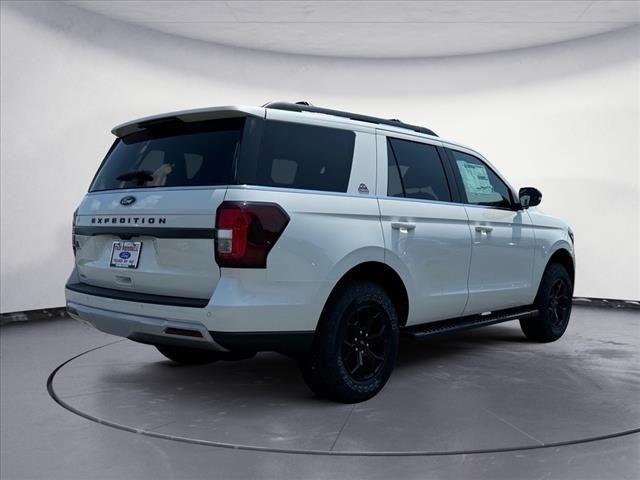 new 2024 Ford Expedition car, priced at $75,241