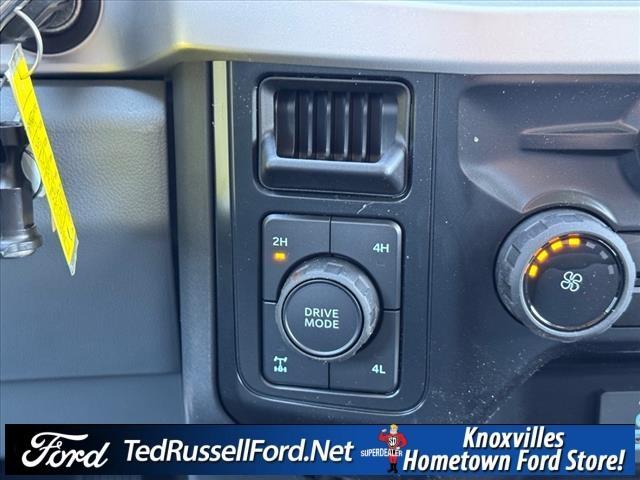 new 2025 Ford F-250 car, priced at $58,934