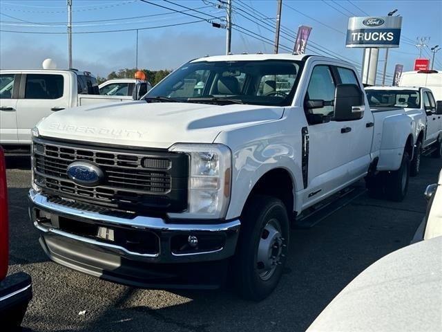 new 2024 Ford F-350 car, priced at $64,733