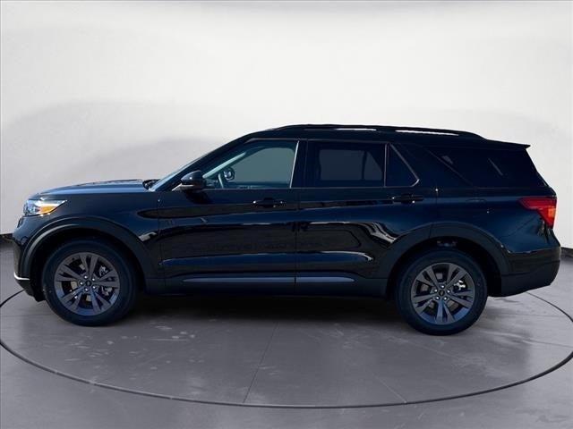 new 2024 Ford Explorer car, priced at $48,417