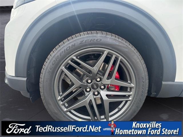 new 2025 Ford Explorer car, priced at $49,139