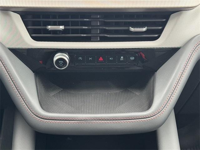 new 2025 Ford Explorer car, priced at $42,476