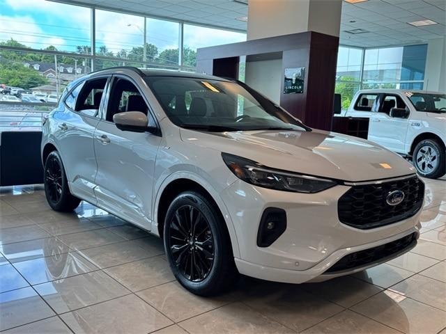 new 2025 Ford Escape car, priced at $40,293