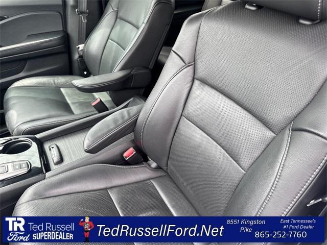 used 2022 Honda Pilot car, priced at $34,900