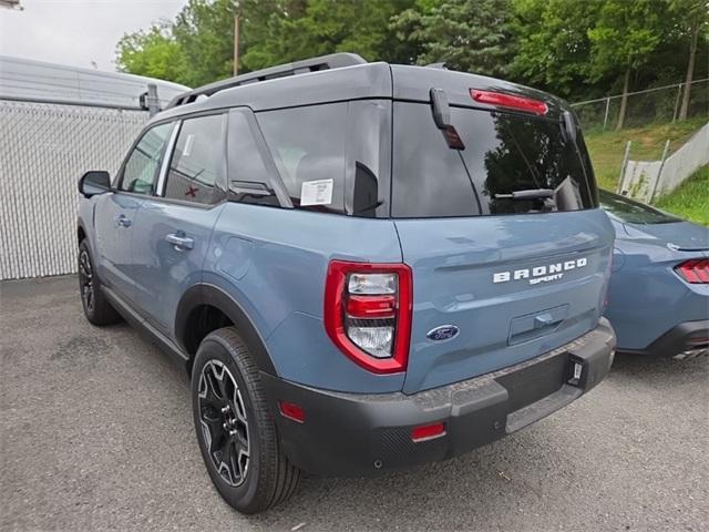 new 2025 Ford Bronco Sport car, priced at $39,276