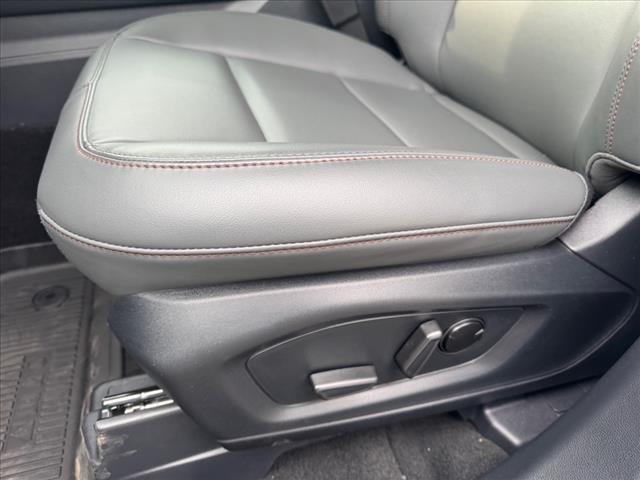 new 2025 Ford Explorer car, priced at $42,331