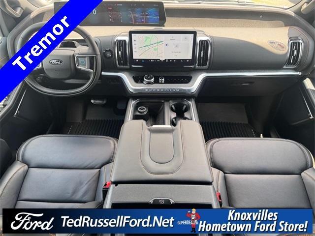 new 2025 Ford Expedition car, priced at $82,004