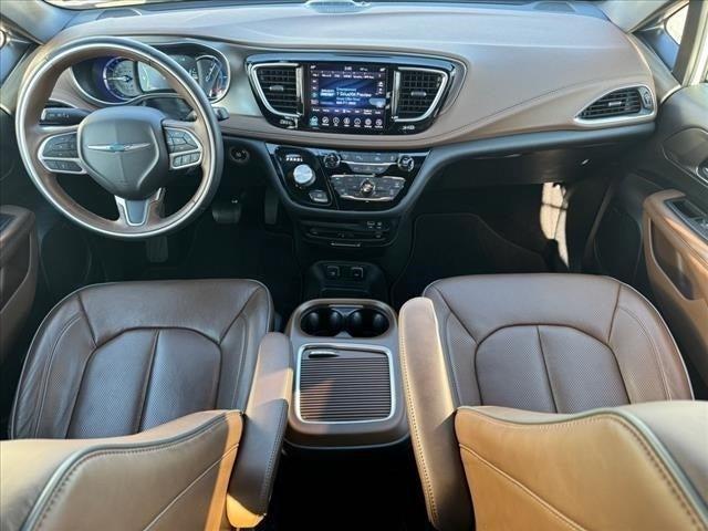 used 2020 Chrysler Pacifica Hybrid car, priced at $29,743