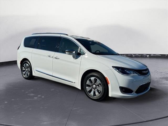 used 2020 Chrysler Pacifica Hybrid car, priced at $29,743