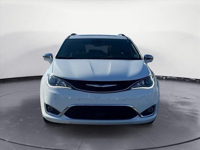 used 2020 Chrysler Pacifica Hybrid car, priced at $29,743