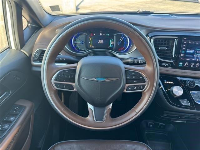 used 2020 Chrysler Pacifica Hybrid car, priced at $29,743