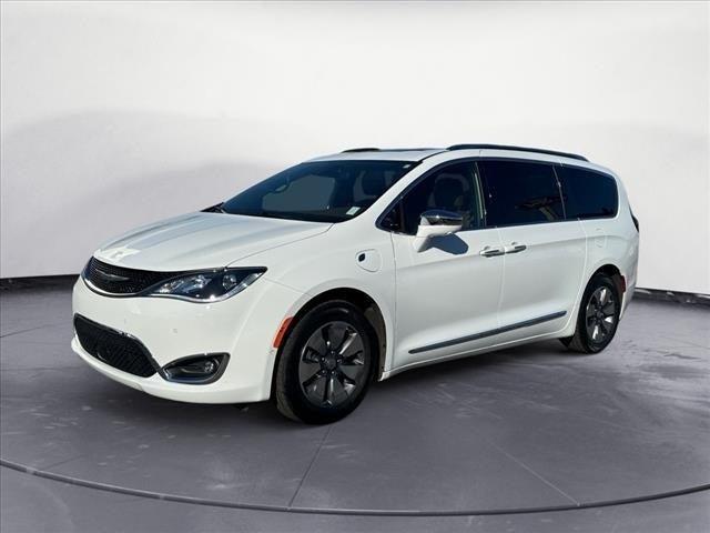 used 2020 Chrysler Pacifica Hybrid car, priced at $29,743