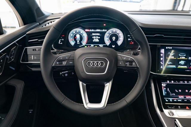 new 2025 Audi Q7 car, priced at $84,260