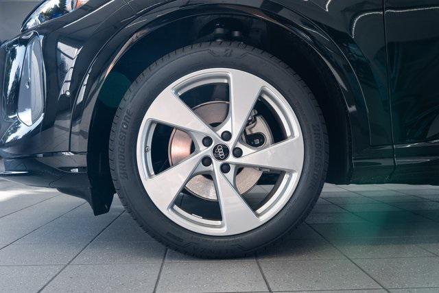 new 2025 Audi Q5 car, priced at $64,250