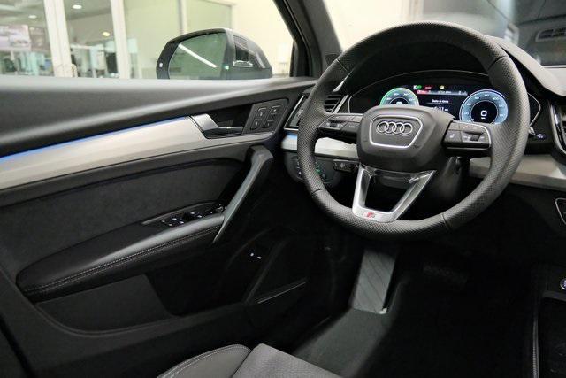 new 2025 Audi Q5 car, priced at $70,550