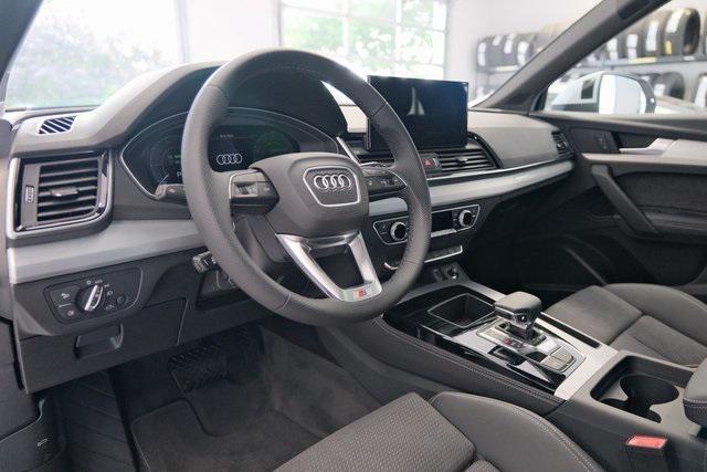 new 2024 Audi Q5 car, priced at $70,885