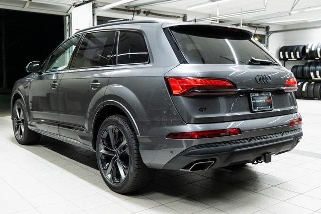 new 2025 Audi Q7 car, priced at $77,840