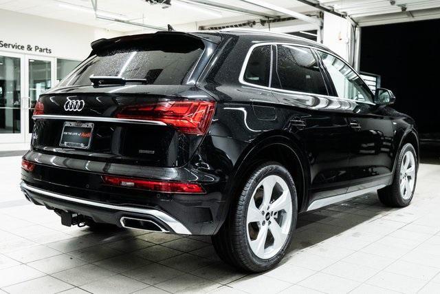 new 2025 Audi Q5 car, priced at $59,450