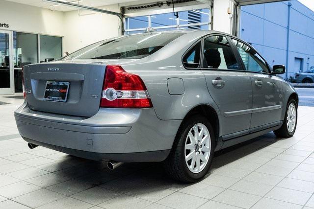 used 2006 Volvo S40 car, priced at $6,797