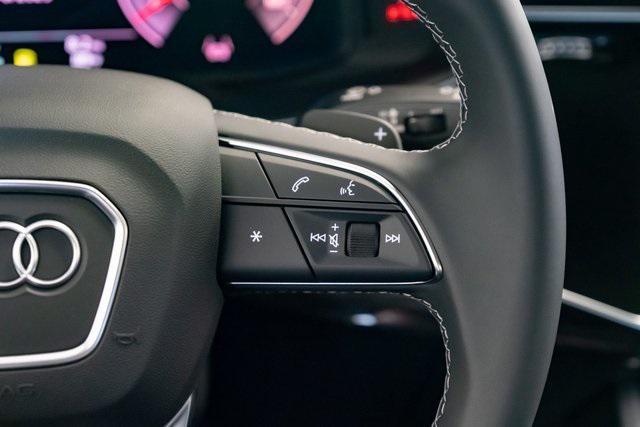 new 2025 Audi Q7 car, priced at $77,750