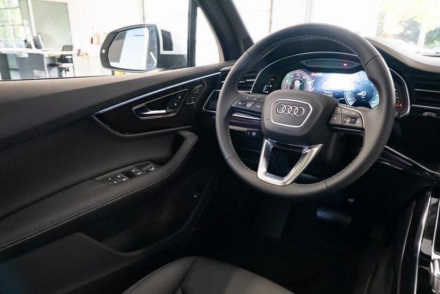 new 2025 Audi Q7 car, priced at $77,750