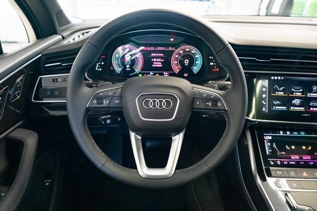 new 2025 Audi Q7 car, priced at $77,750