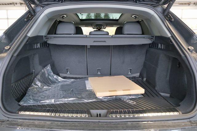 new 2025 Audi Q5 car, priced at $61,390