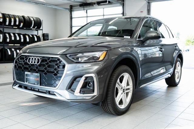 new 2024 Audi Q5 car, priced at $64,070