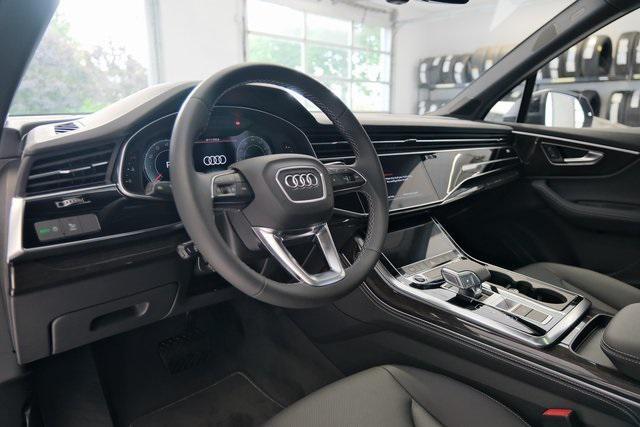 new 2025 Audi Q7 car, priced at $71,455