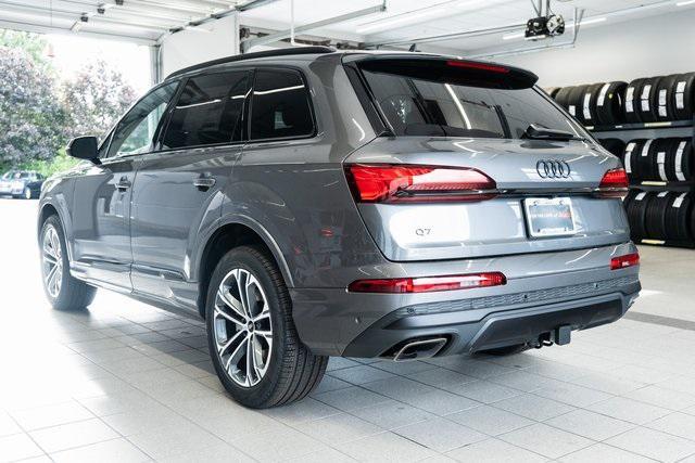 new 2025 Audi Q7 car, priced at $71,455