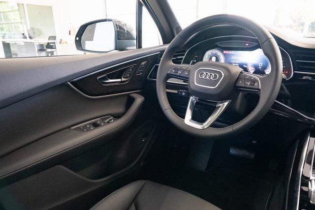new 2025 Audi Q7 car, priced at $79,040