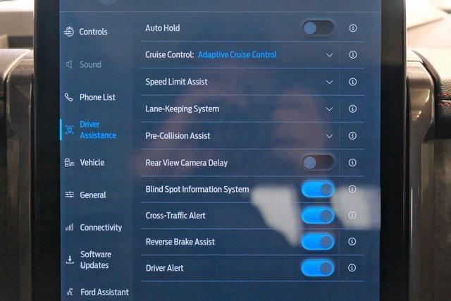 used 2024 Ford Expedition car, priced at $57,493