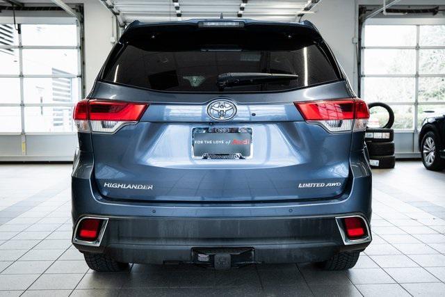 used 2018 Toyota Highlander car, priced at $26,634