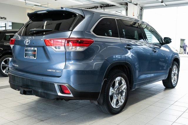 used 2018 Toyota Highlander car, priced at $26,634