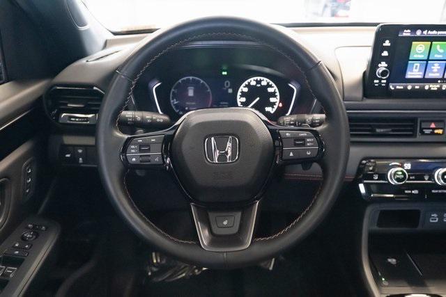 used 2025 Honda Pilot car, priced at $45,491