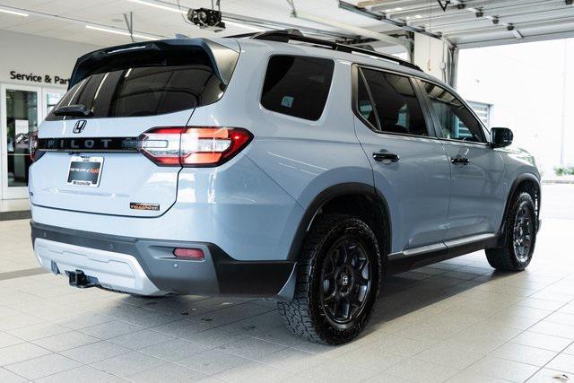 used 2025 Honda Pilot car, priced at $45,491