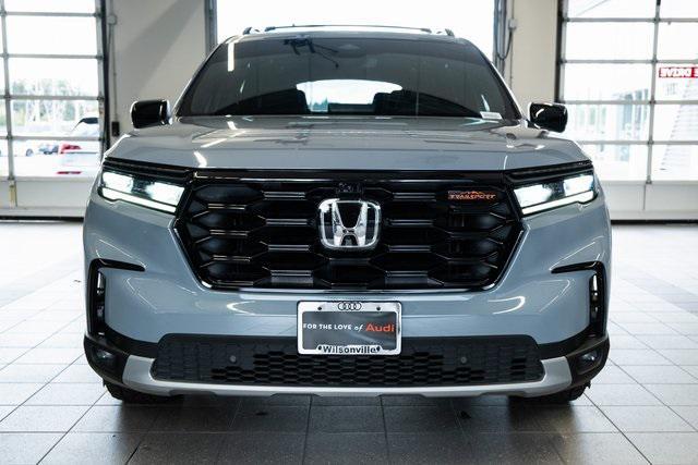 used 2025 Honda Pilot car, priced at $45,491
