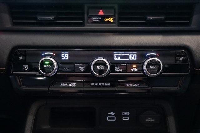 used 2025 Honda Pilot car, priced at $45,491